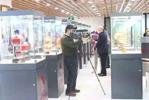 匠心传承 艺彩纷呈——北京工美集团工艺品厂席闻大师历年获奖作品巡展首展在京隆重举行